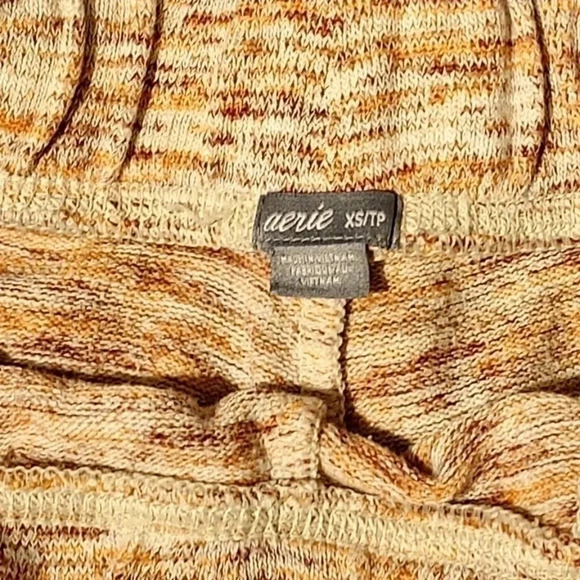 Aerie Shorts - Size XS -‎ Red/Orange - Picture 3 of 3